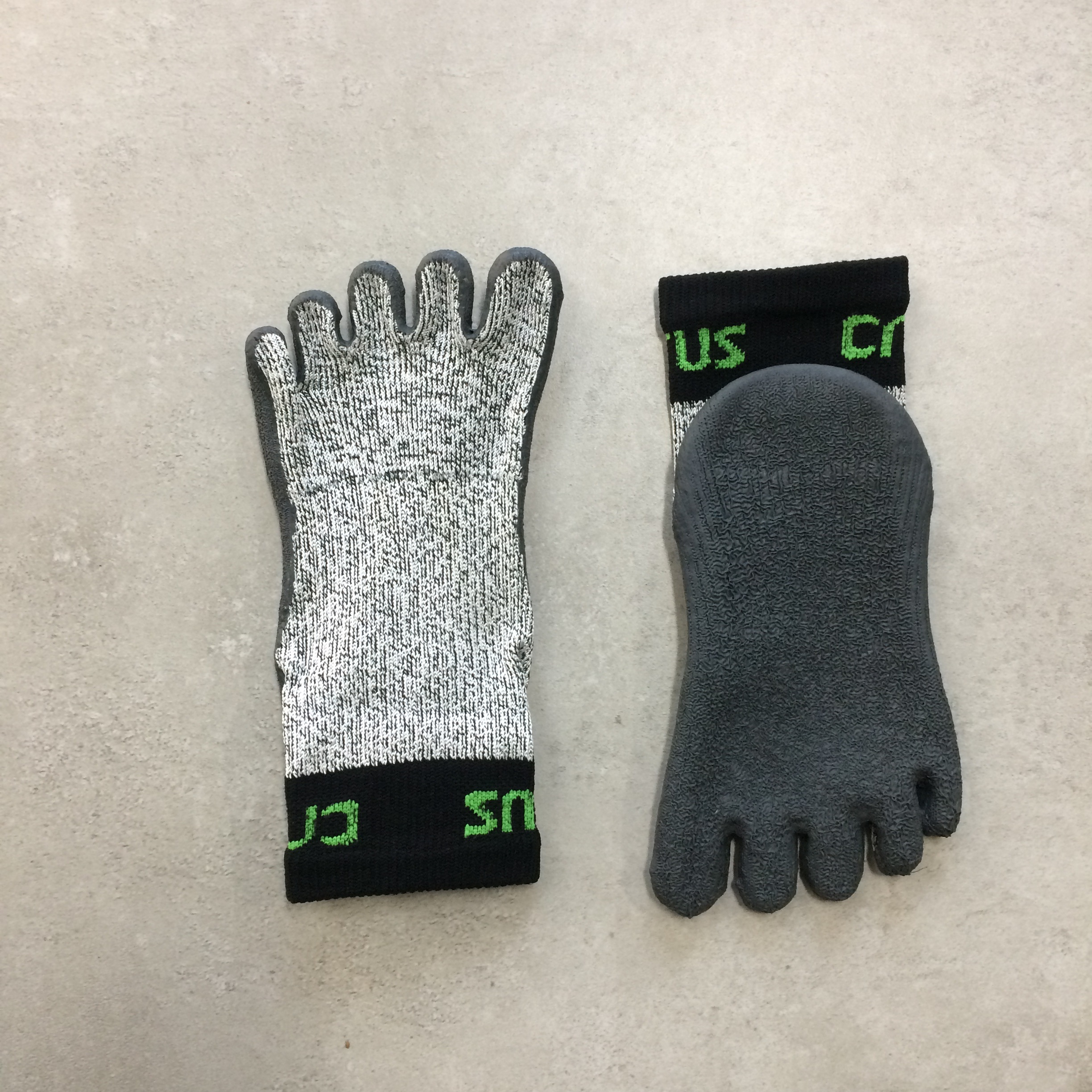 CRUS barefoot EVO čierna/zelená XS (EU 31-36)